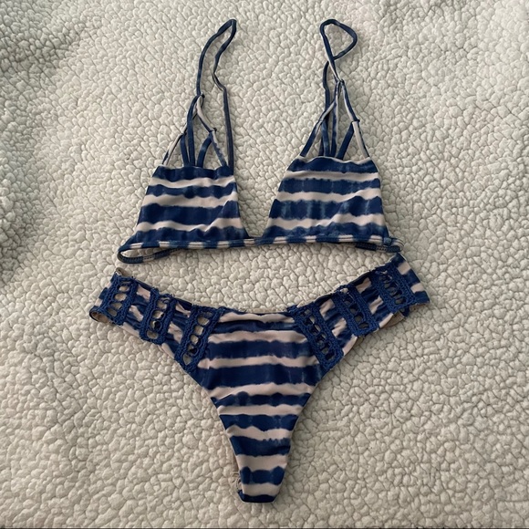 SOLD - Picture 1 of 4